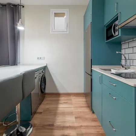 2 Bedrooms 1.5 Bathrooms Furnished - Justicia - Refurbished - Mintystay Madrid Exterior photo