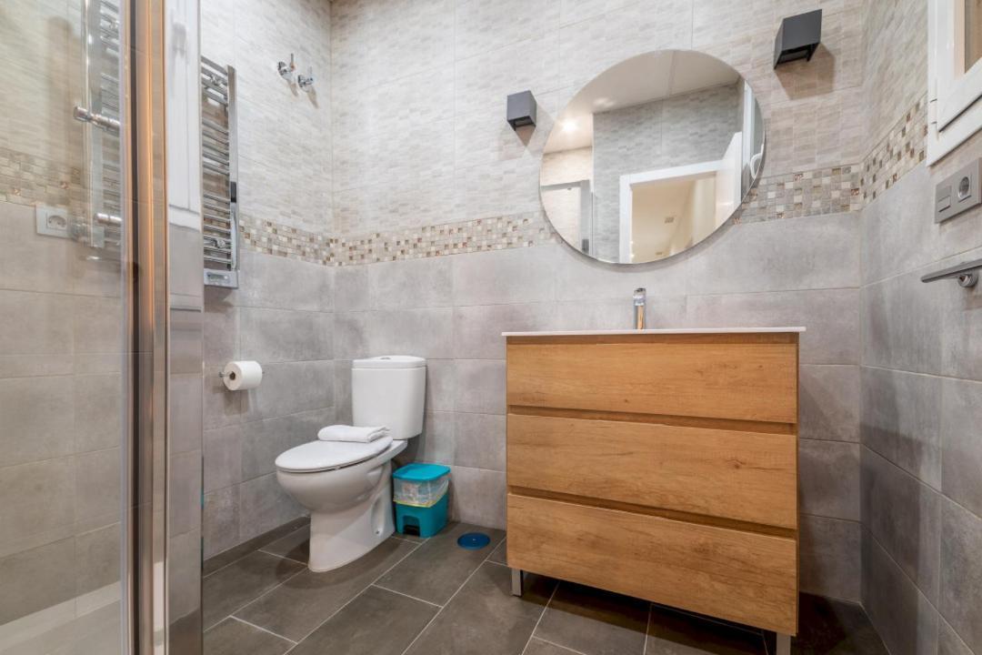 2 Bedrooms 1.5 Bathrooms Furnished - Justicia - Refurbished - Mintystay Appartement *